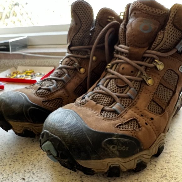 Oboz Shoes - Oboz Bridger Vent Mid Waterproof Hiking Boots - Women's